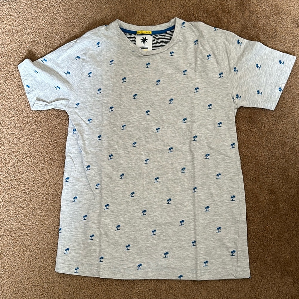 Island Tshirt